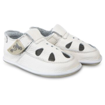 Magical shoes Coco White